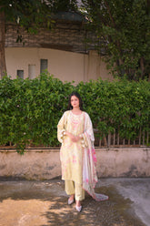Naaz (Lemon green)