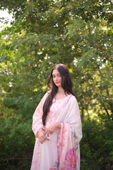 Naaz ( peach)